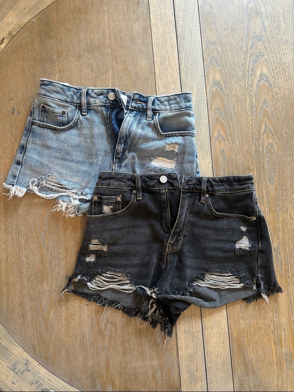 PacSun Women's Two-Pack Distressed Denim Shorts - Light Blue & Black